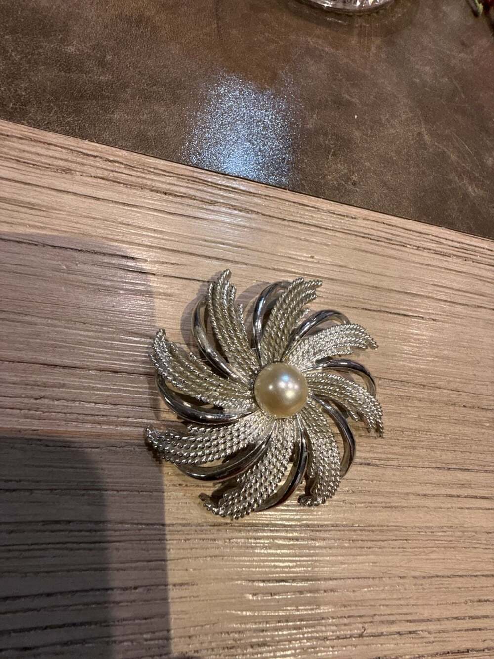 Vintage Swirl Brooch - Sarah Coventry Jewelry